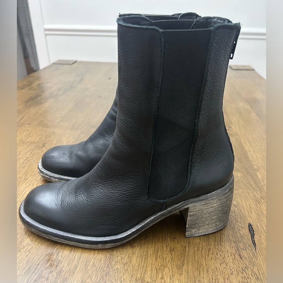 Free People Black Leather Chelsea Ankle Boots Block Heel 39EU (US 8-8.5) - Picture 3 of 13
